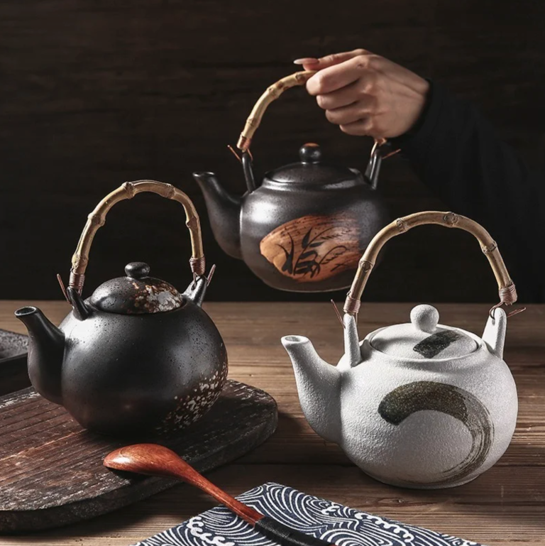 Traditionele Ronde Japanse Theepot 1