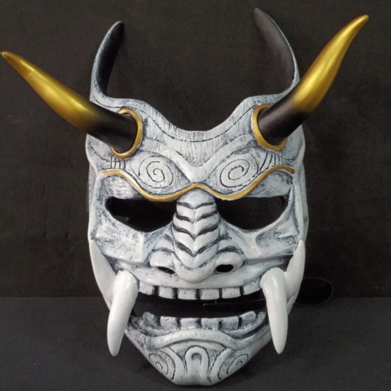 Wit Japans Masker 2