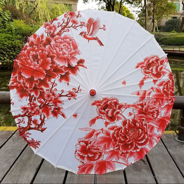 Witte Japanse Parasol Met Rode Bloemen